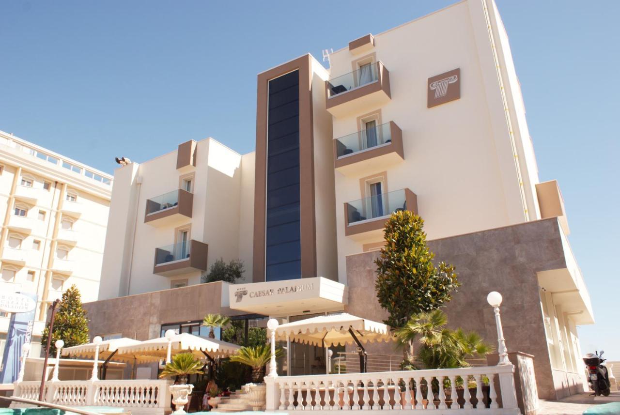 Hotel Caesar Paladium Rimini Bagian luar foto