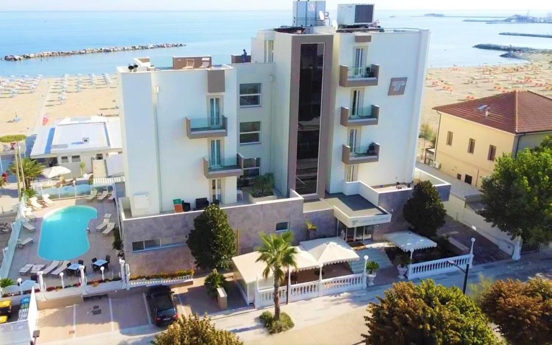 Hotel Caesar Paladium Rimini Bagian luar foto