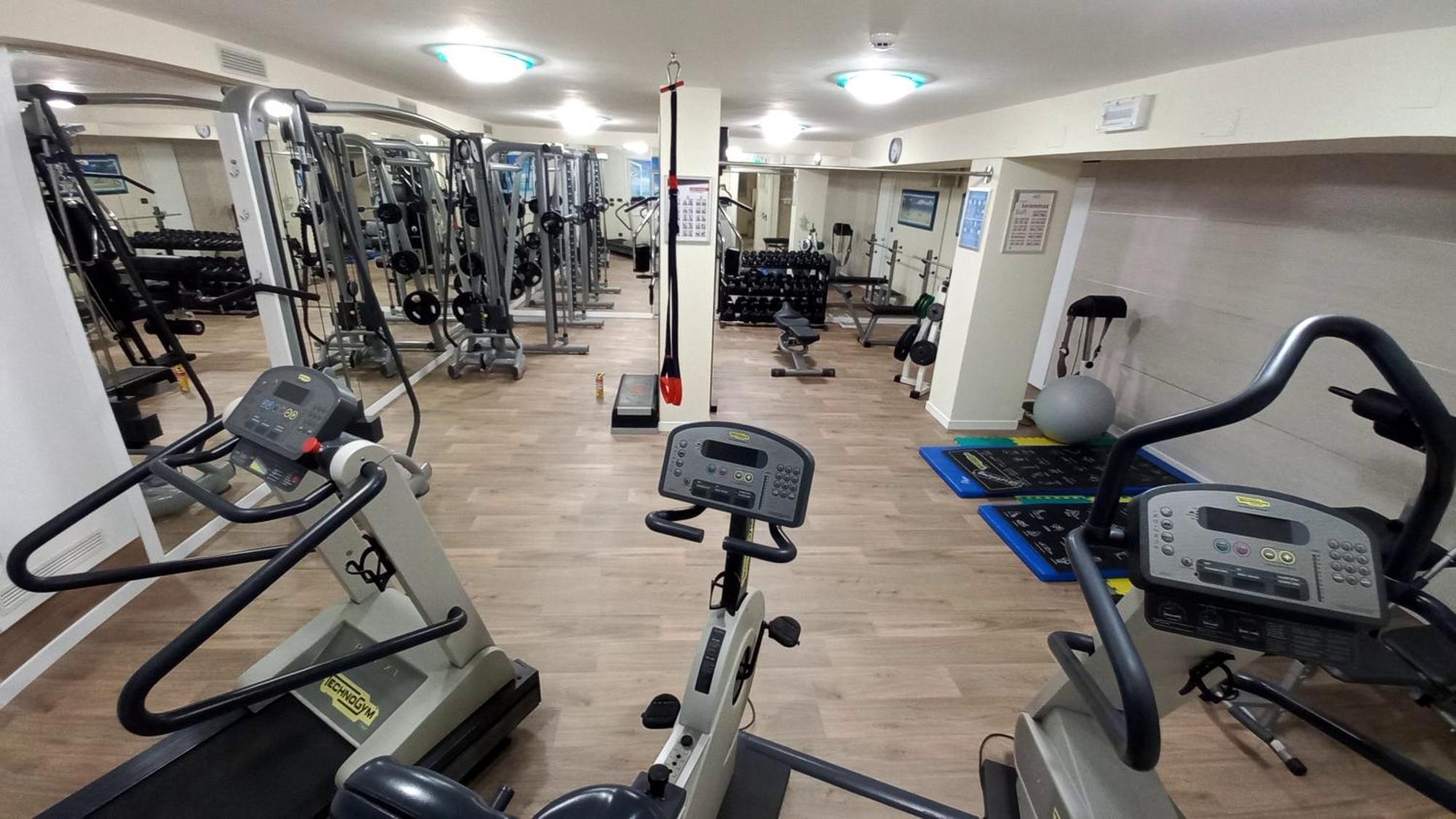 Hotel Caesar Paladium Rimini Bagian luar foto